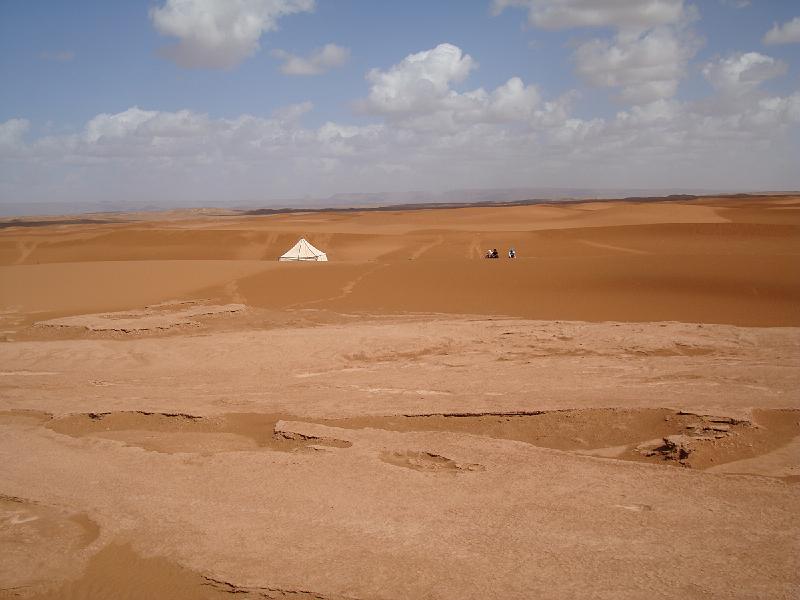 DSC05706.JPG - dans les dunes de Chigaga