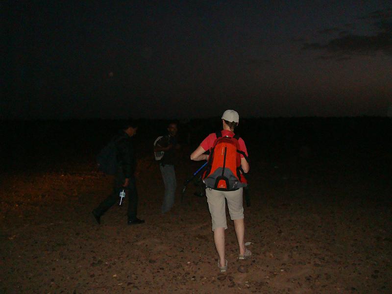 DSC05541.JPG - c'est le départ, pour une petite heure de marche vers le premier bivouac
